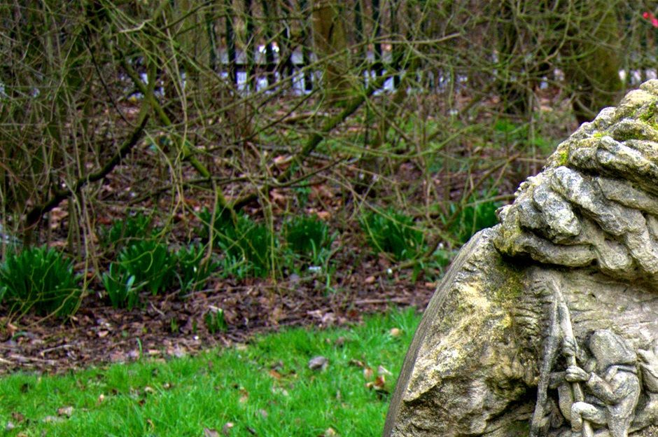 Dudley Cemetery, Childrens memorial designed by Steve Field
