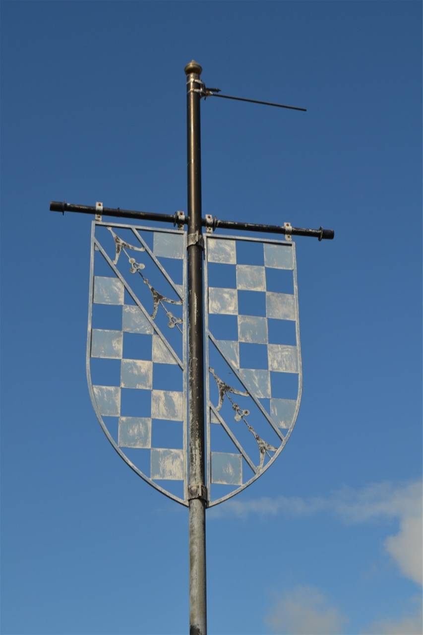 King St, Heraldic coats or arms of former owners of the castle. Designed by Steve Field 1995