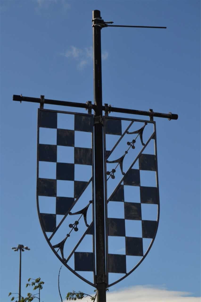 King St, Heraldic coats or arms of former owners of the castle. Designed by Steve Field 1995