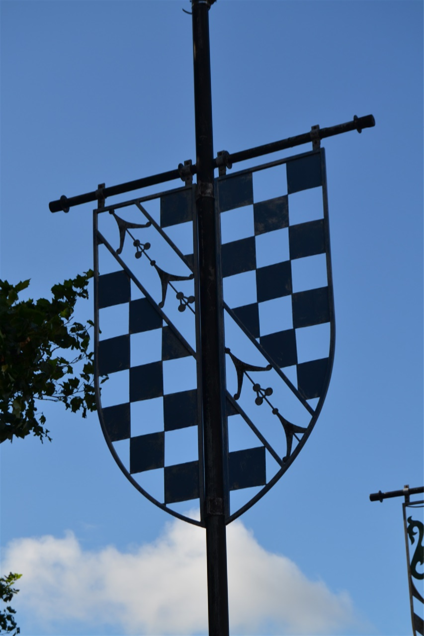 King St, Heraldic coats or arms of former owners of the castle. Designed by Steve Field 1995