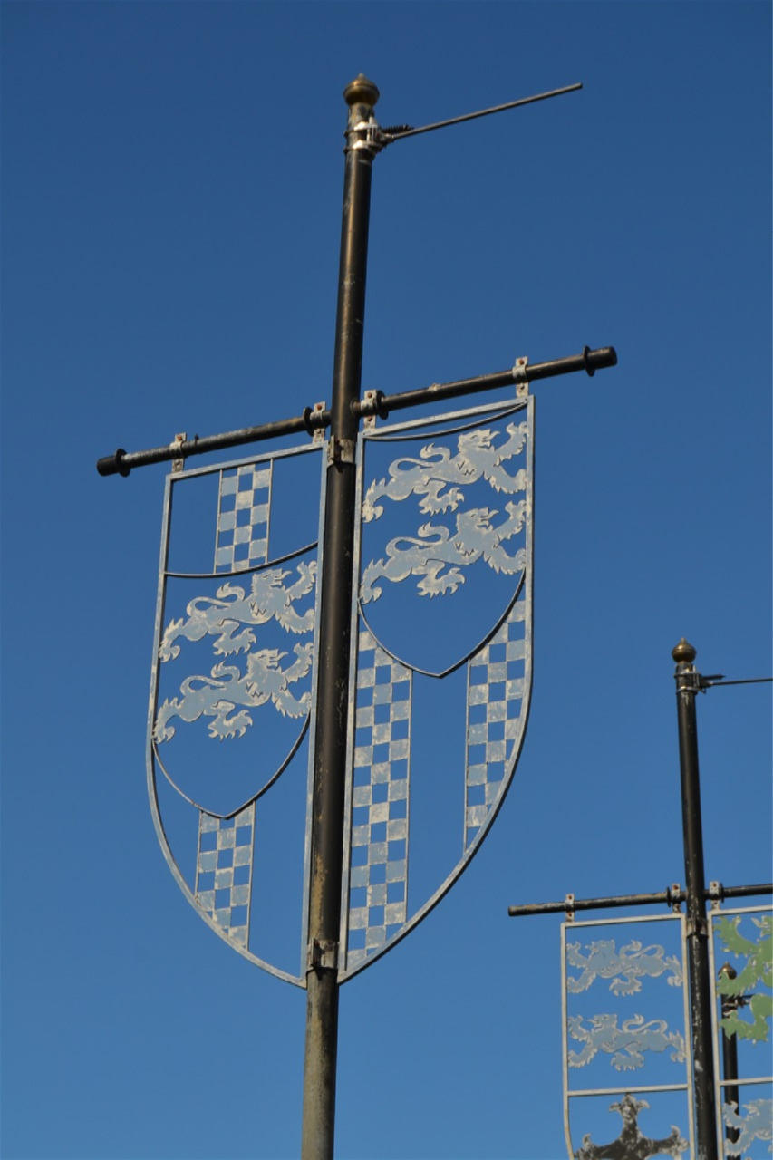 King St, Heraldic coats or arms of former owners of the castle. Designed by Steve Field 1995