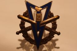 MLV blauw met cijfer 2, brons