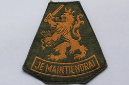 Mouwleeuw, model 1946