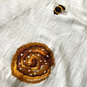 Broderi duk