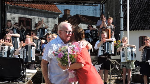 Blomster til Ulla fra formanden