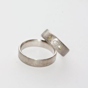 Eheringe mit Brillanten