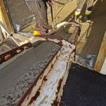 Bilete av betong levert med hydraulisk renne