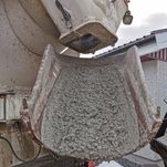 Bilde av betong i ei vanleg betongrenne