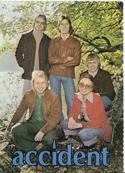 Accident
Nybro
1975

Mats
Thomas
Rolf
Birgitta
Anders