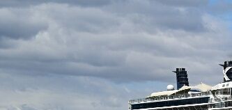 Unser Schiff die kleine rote MS Fram.
