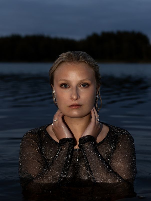 Elin