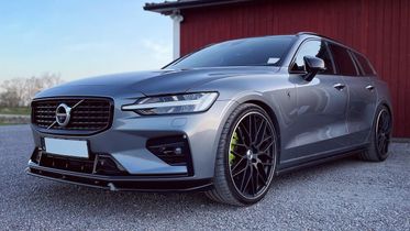 Volvo V60 chrome delete
