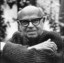 Poul Henningsen