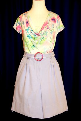 Shorts med drperad T-shirt