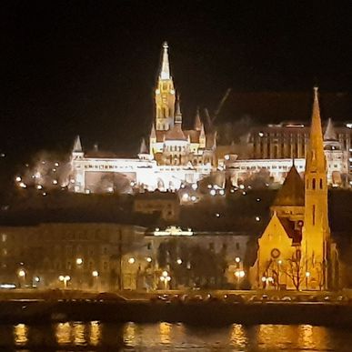 Budapest by Night, Ungarn