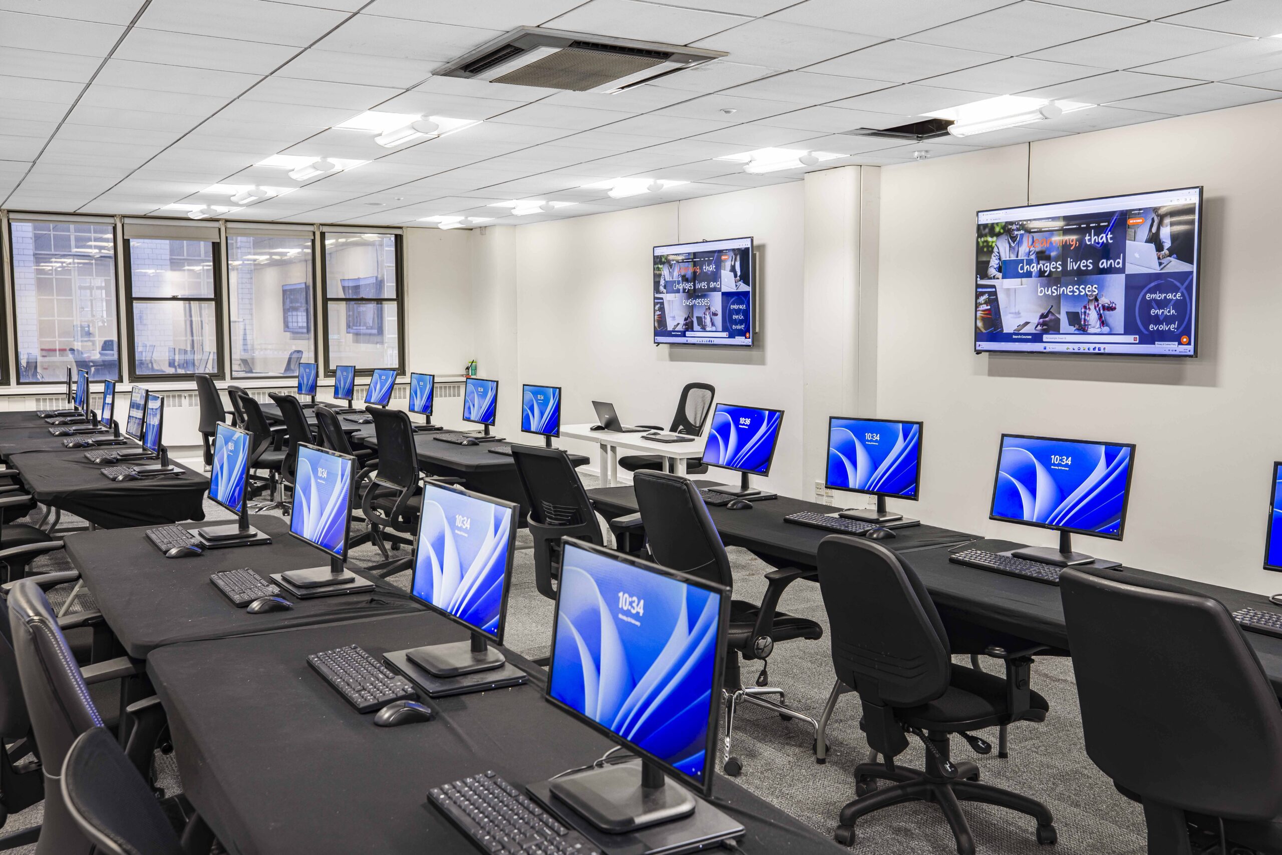 IT & Audio Visual Installations | EverythingWorkSpace