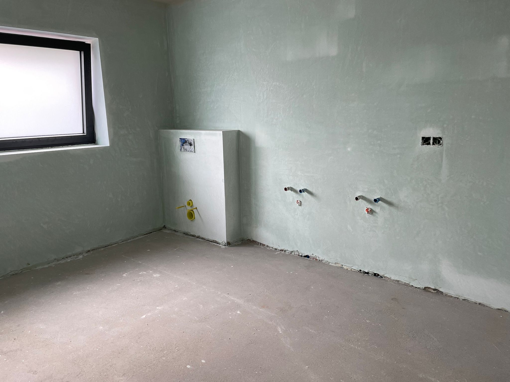 Badkamer (toilet en lavabo)