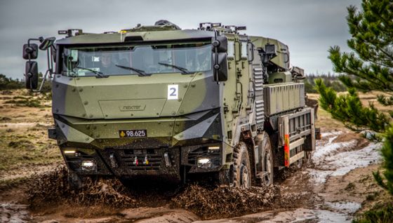 Forsvaret modtager i øjeblikket i betydeligt omfang nyt og moderne materiel - her en terrængående sag hos Danske Artilleriregiment i Oksbøl.
Foto: FKO