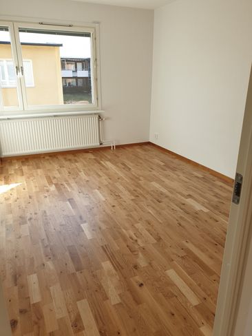det större rummet