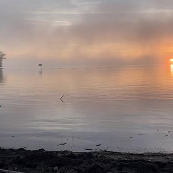 Sonnenuntergang  am See