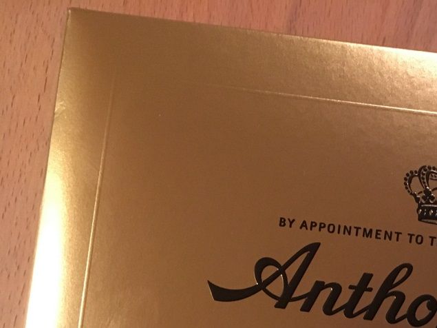 Det började så trevligt idag, fick en god chokladask för uppskattning. Tack! Fick senare ett samtal med feedback av en matte till ett djur jag talat med. Kvällen slutade tyvärr mycket ledsamt, en kollega har idag trillat ihop och avlidit. 😭🙏😢
