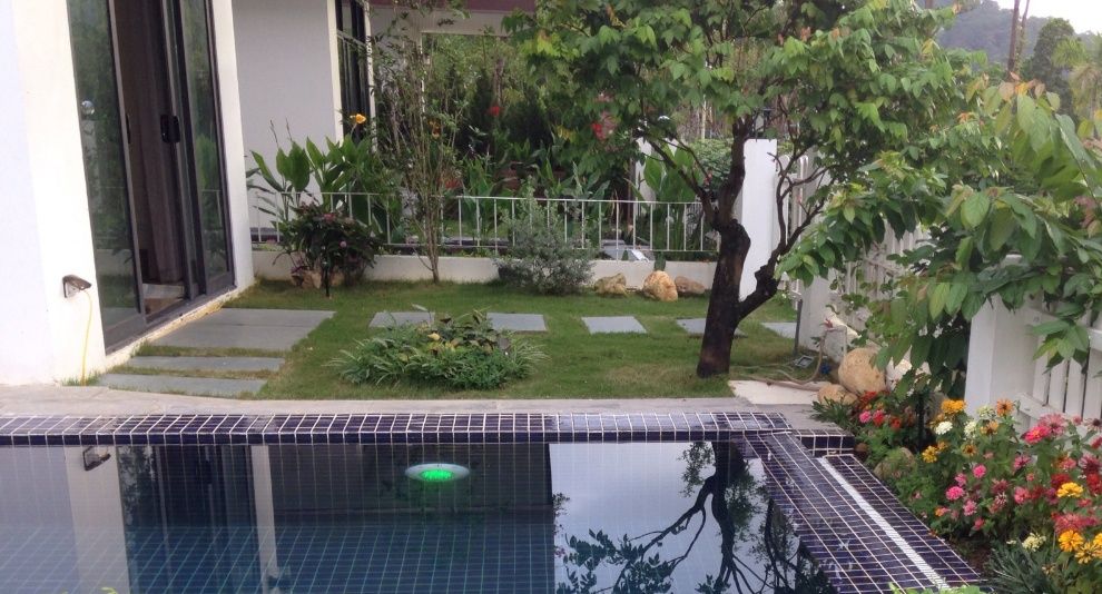 Biệt thự Flamingo, ở đầu hồi, trồng nhiều cây hoa.
CAM KẾT VỀ CHẤT LƯỢNG PHỤC VỤ
Được đánh giá XUẤT SẮC trên booking.com