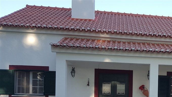 FAÇADE