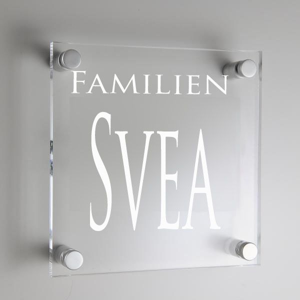 
 29.....              Stilfulle og moderne dørskilt
i plexiglass med avstandshylser og pyntefester. Str. Kr.150x150x6 mm
Kr. 420,--























