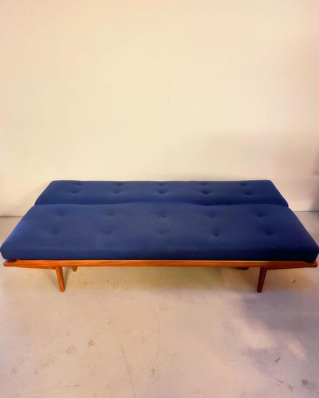 "Diva" teak daybed, design Poul Volther