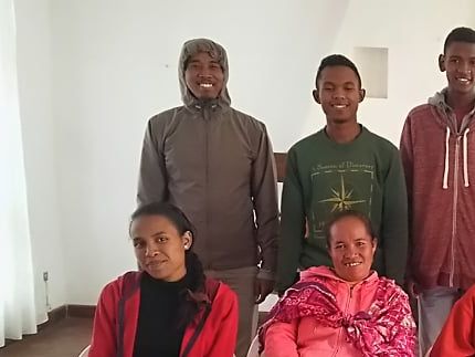 Formateurs en formation par le Pasteur Andriamandimbisoa Marcel  à Akany Fandrosoana   - Mai 2021 -