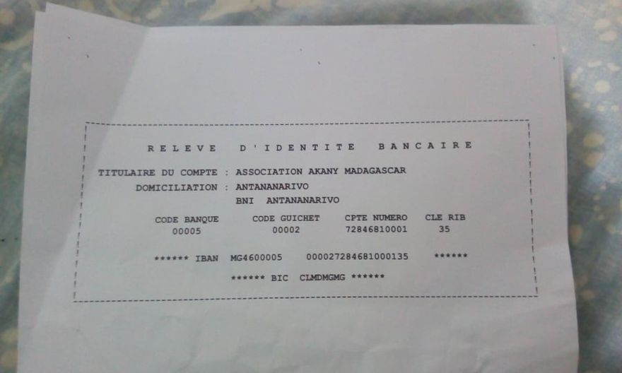 RELEVE d'IDENTITE BANCAIRE de AAM  ' Association Akany Madagascar )