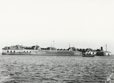 Søfortet Prøvestenen. Set fra nordvest 1905. Hærens Arkiv.