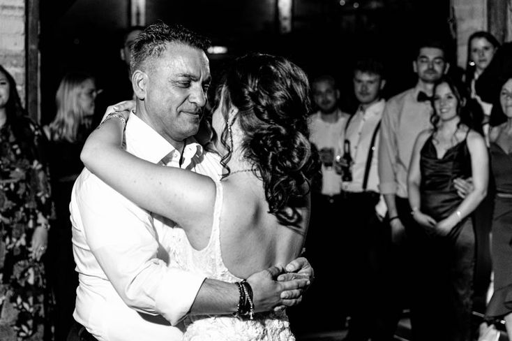 Der Hochzeitsfotograf NRW dokumentiert in einer Hochzeitsreportage