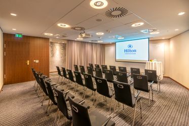 _DSC1353-HDR_HiltonConference_AndersES