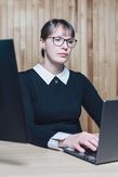 Office1_portrait_web