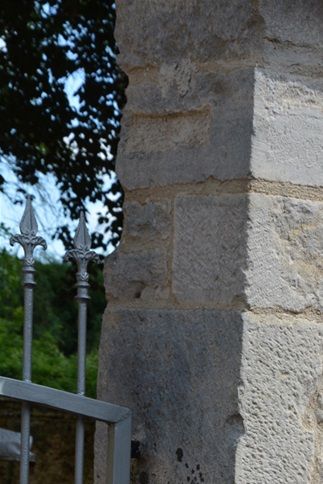 Mme Durez évoque la mémoire de Monseigneur Joseph Robert.