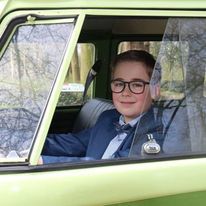 het vwbusje komt zo communie Franky Malbrancke