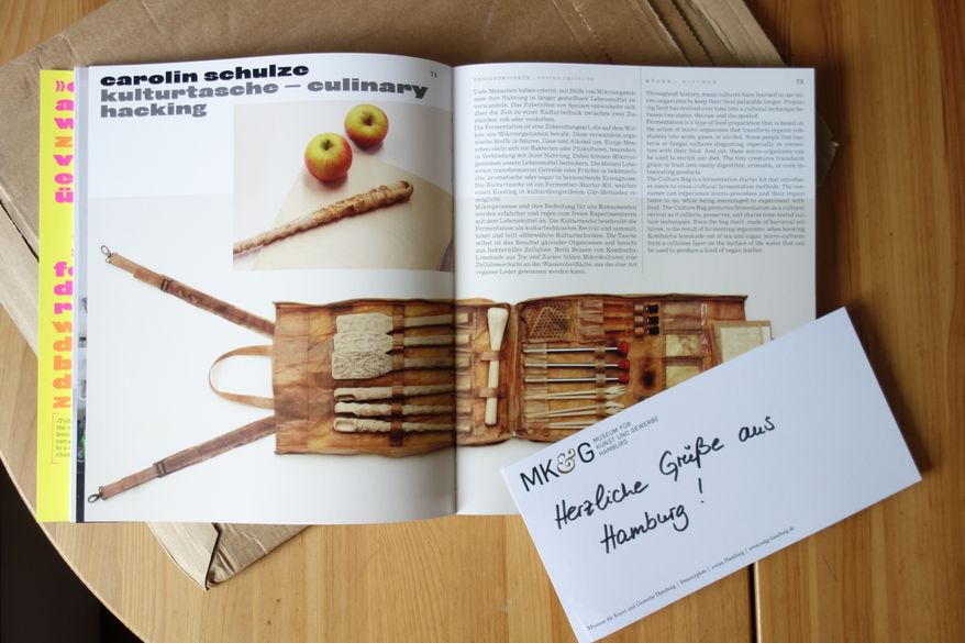 Falscher Hase und Kulturtasche im MKG Hamburg