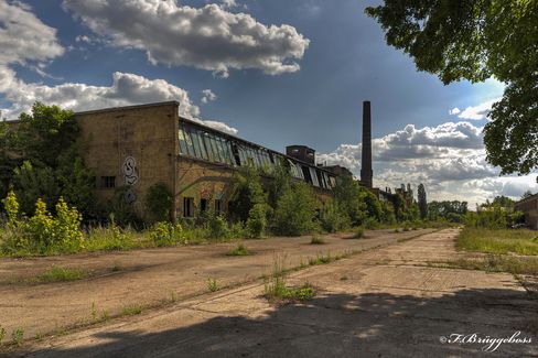 Die Raparaturhalle