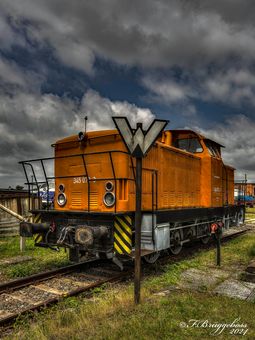 345 072 3