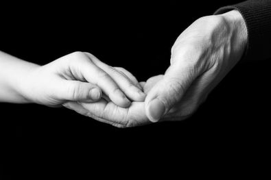 Mains / Hands