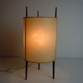 Noguchi Tischleuchte