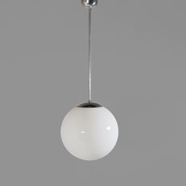 Classic Globe Lamp