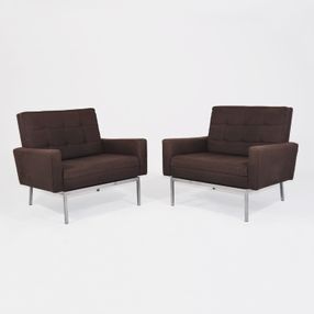 Pair of Knoll lounge chairs
