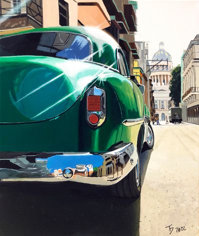 CHEVY INFRONT OF CAPITOL HAVANA