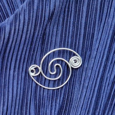 Broche