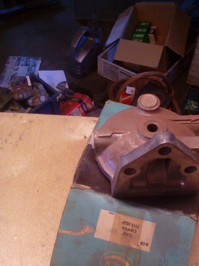 Diesel filter holder 711-353f.   100kr