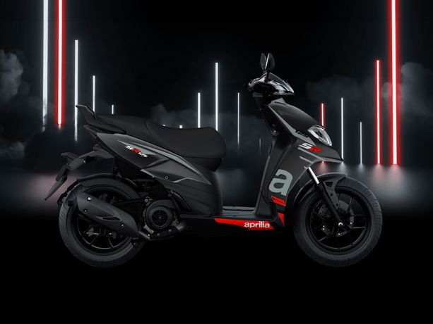 Aprilia_SR-125_Black_1920x1440
