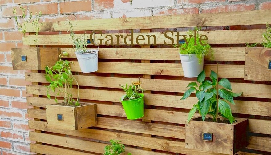 (Cod. HM10H) Huerto Mural para Pandereta, medidas 210cm de ancho x 1 metro de alto, incluye 10 plantas a elección e instalación, valor 110mil. Contáctanos +56999390065. TODAS NUESTRAS MACETAS SON DESMONTABLES