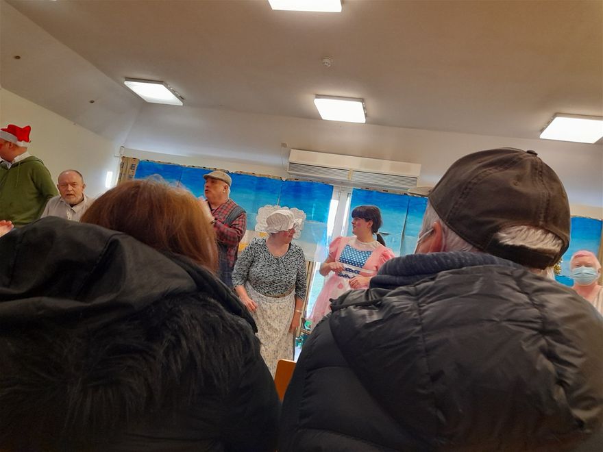 having 'hit the road Jack', the panto was in full swing!